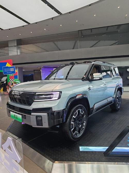 广州白云区展旭翰企业管理咨询比亚迪方程豹硬派越野的爆款，英菲尼迪35周年与你共成长